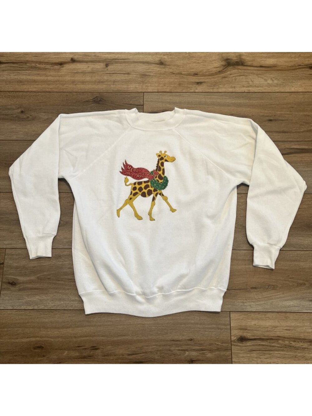 Christmas Giraffe Sweatshirt SZ XL White Hand Painted Holiday Grandma Vintage